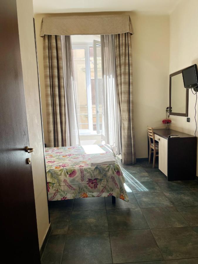 Bed & Breakfast Clarian 3*